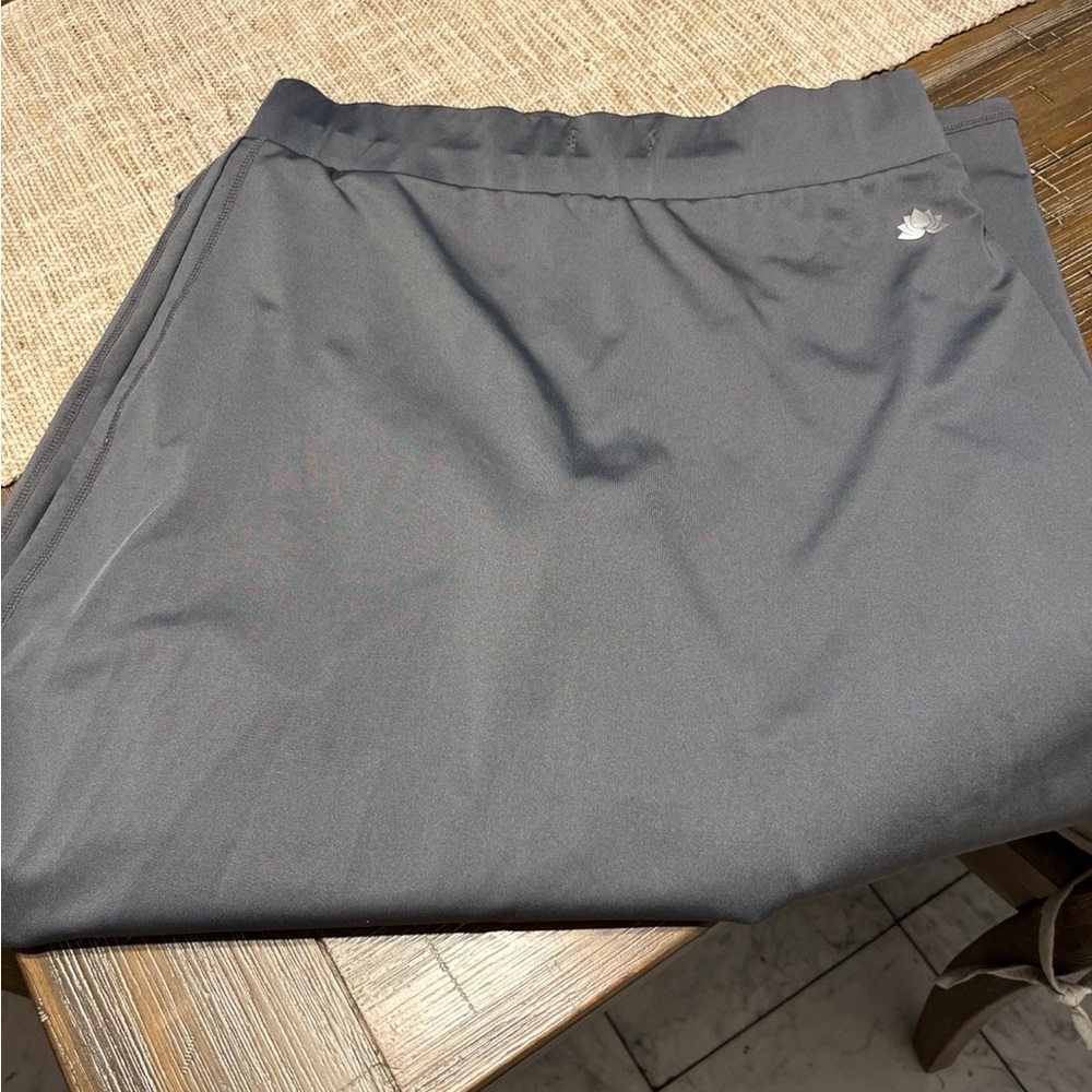 Chic Gray Pencil Skirt